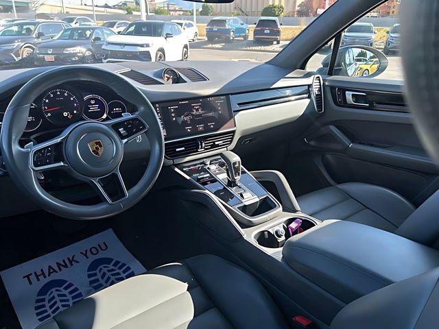 2021 Porsche Cayenne Base