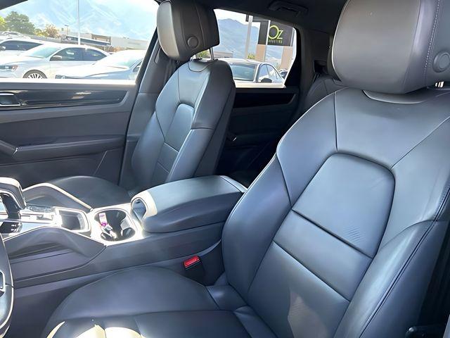 2021 Porsche Cayenne Base