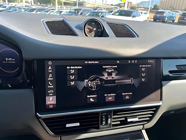 2021 Porsche Cayenne Base