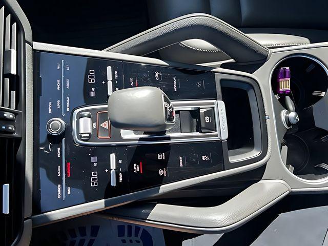 2021 Porsche Cayenne Base