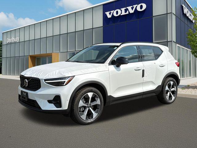 2026 Volvo XC40 Plus, B5 AWD Gas mild hybrid, Dark for sale in Danbury, CT