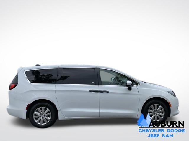 2021 Chrysler Voyager L