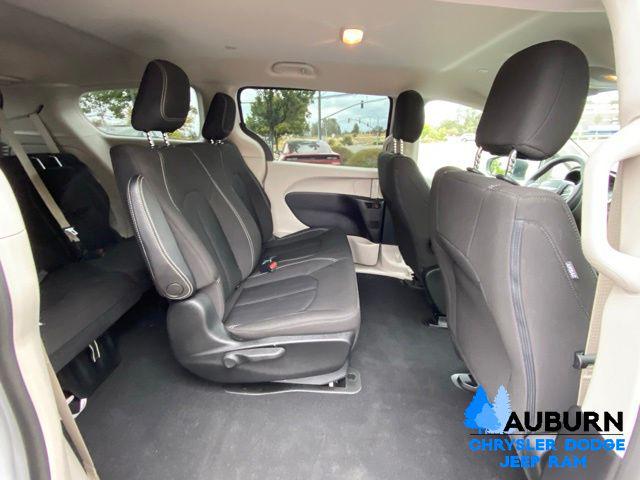 2021 Chrysler Voyager L