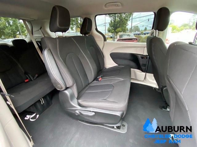 2021 Chrysler Voyager L