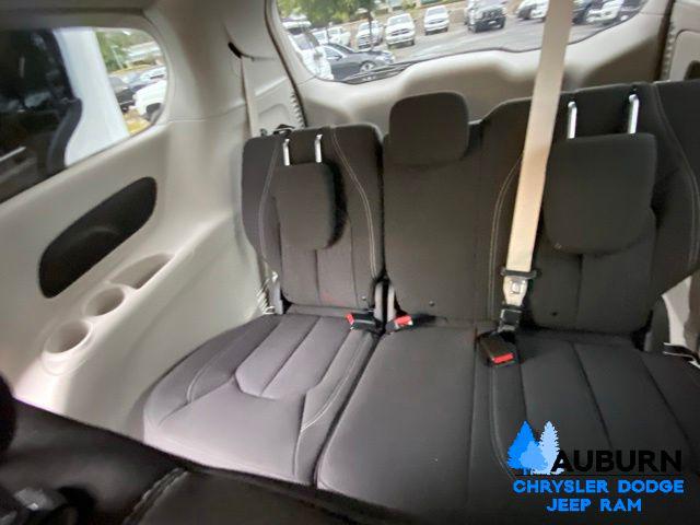 2021 Chrysler Voyager L