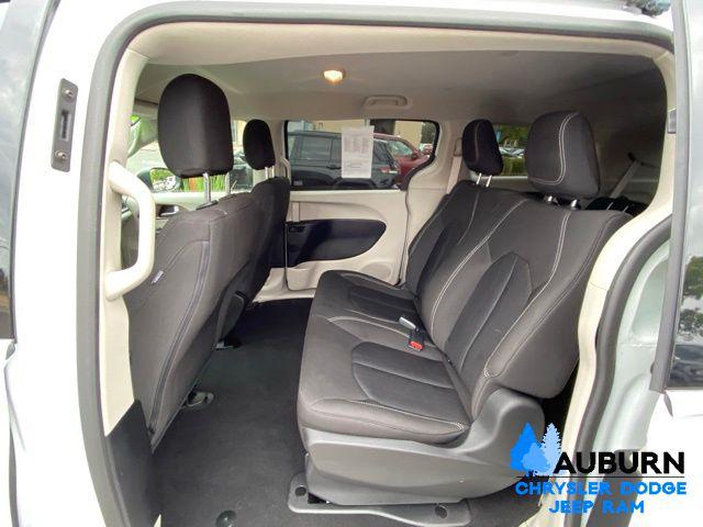2021 Chrysler Voyager L