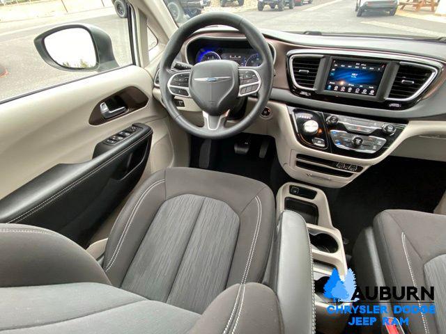 2021 Chrysler Voyager L