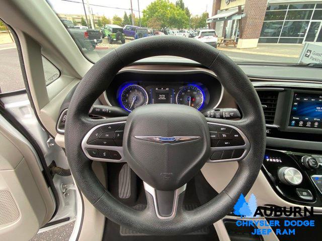 2021 Chrysler Voyager L