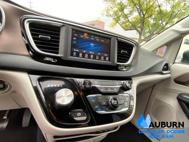 2021 Chrysler Voyager L