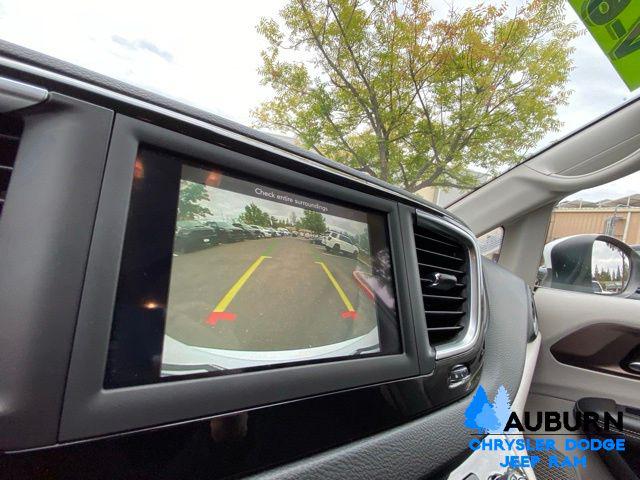 2021 Chrysler Voyager L
