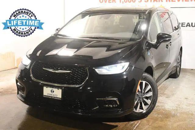 2024 Chrysler Pacifica Hybrid Select for sale in Branford, CT