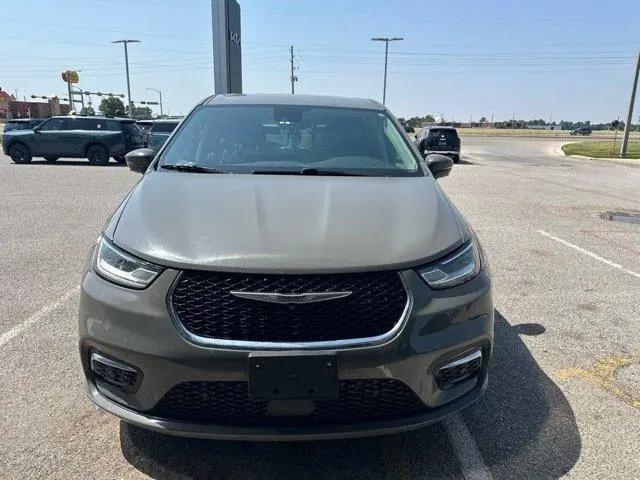 2022 Chrysler Pacifica Hybrid Touring L for sale in Lawton, OK