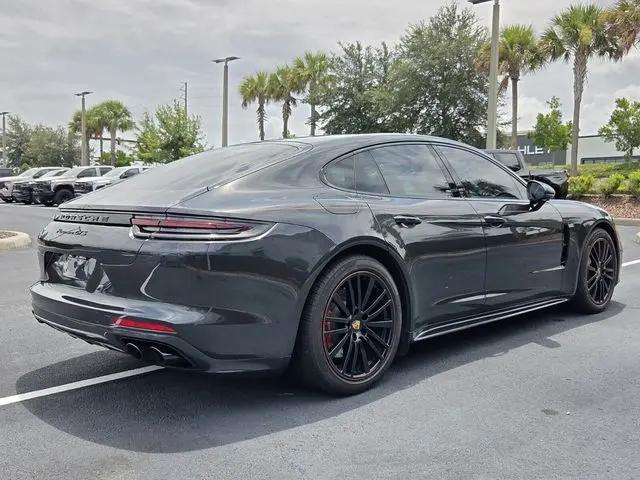 2020 Porsche Panamera GTS