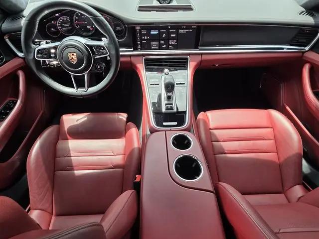 2020 Porsche Panamera GTS