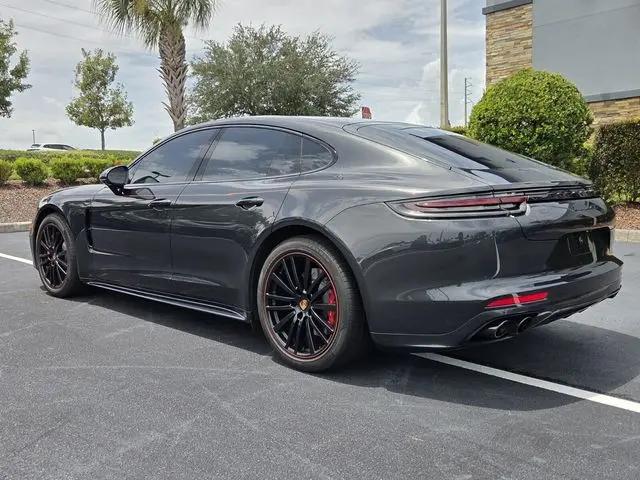 2020 Porsche Panamera GTS