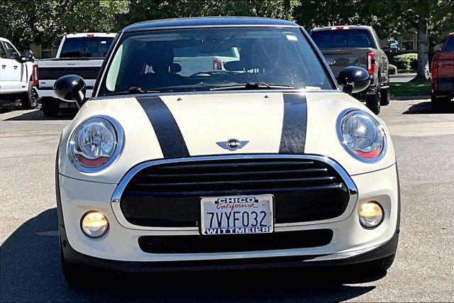 2017 MINI Hardtop Cooper
