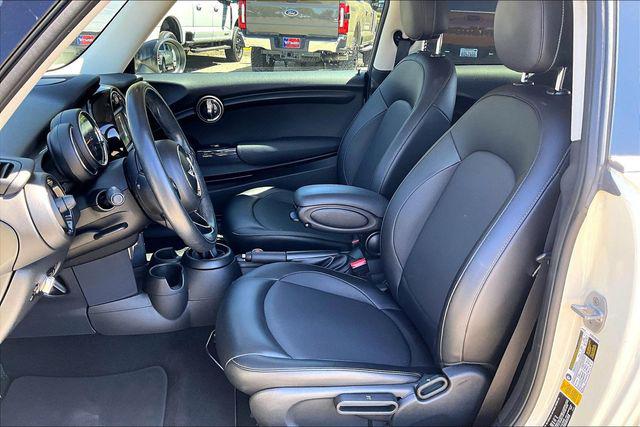 2017 MINI Hardtop Cooper