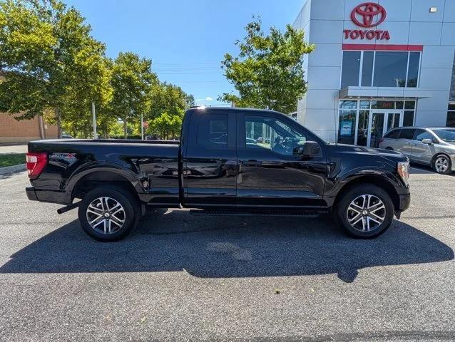 2022 Ford F-150 XL 2022 Ford F-150 XL