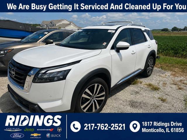 2025 Nissan Pathfinder Platinum 4WD for sale in Monticello, IL