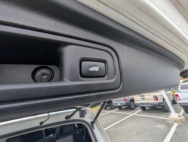 2021 Honda Pilot AWD Touring 8 Passenger