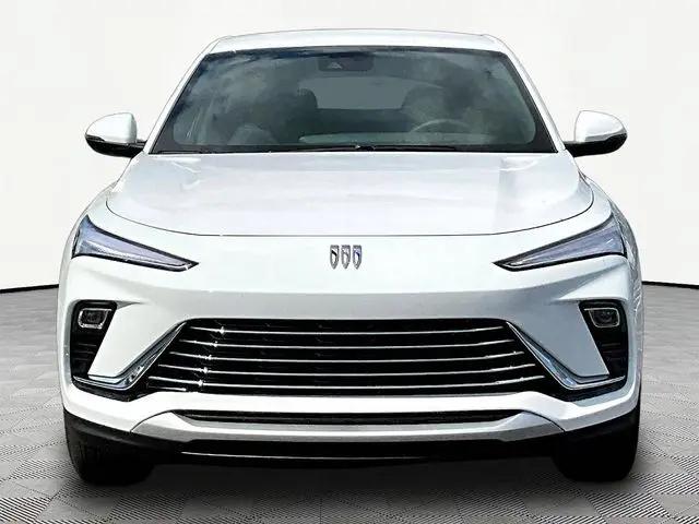 2026 Buick NV Preferred FWD