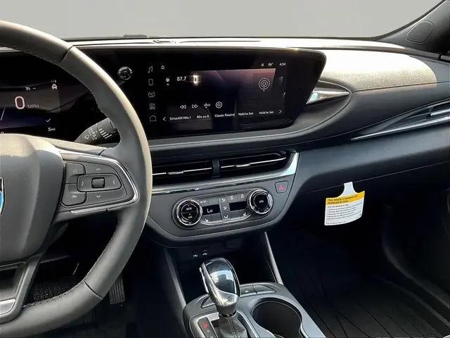 2026 Buick NV Preferred FWD