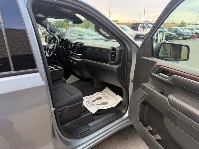 2025 GMC Sierra 1500 4WD Crew Cab Short Box Elevation with 3SB