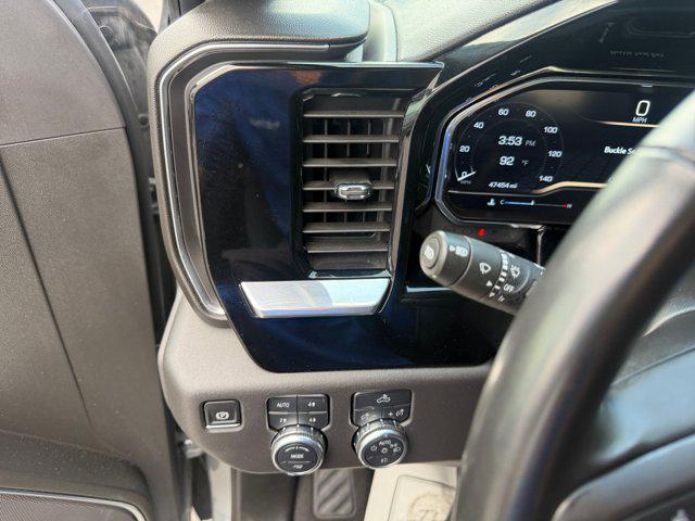 2025 GMC Sierra 1500 4WD Crew Cab Short Box Elevation with 3SB