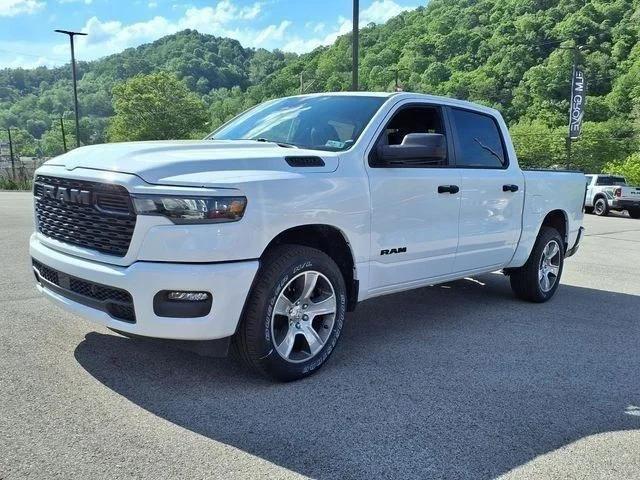 2026 RAM Ram 1500 RAM 1500 EXPRESS CREW CAB 4X4 57 BOX 2026 RAM Ram 1500 RAM 1500 EXPRESS CREW CAB 4X4 57 BOX