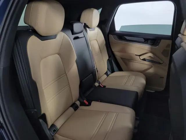 2025 Porsche Cayenne Cayenne