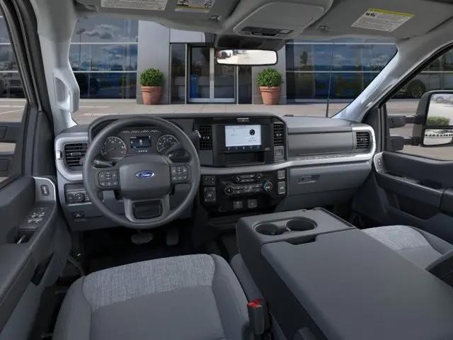 2026 Ford F-350 XLT