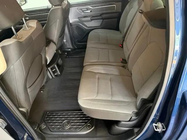 2019 Ram 1500 Big Horn/Lone Star Crew Cab 4x4 57 Box
