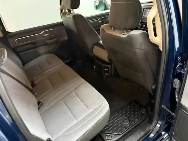 2019 Ram 1500 Big Horn/Lone Star Crew Cab 4x4 57 Box