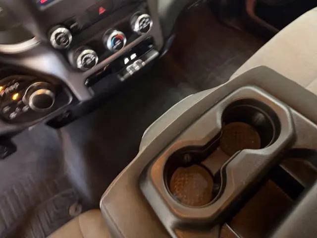 2019 Ram 1500 Big Horn/Lone Star Crew Cab 4x4 57 Box