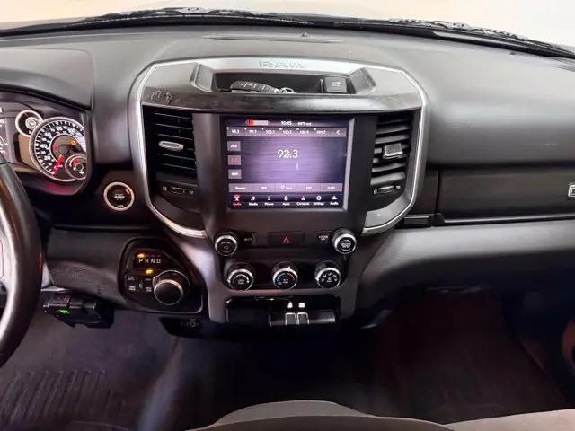 2019 Ram 1500 Big Horn/Lone Star Crew Cab 4x4 57 Box