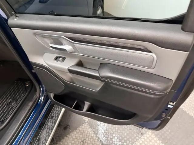 2019 Ram 1500 Big Horn/Lone Star Crew Cab 4x4 57 Box