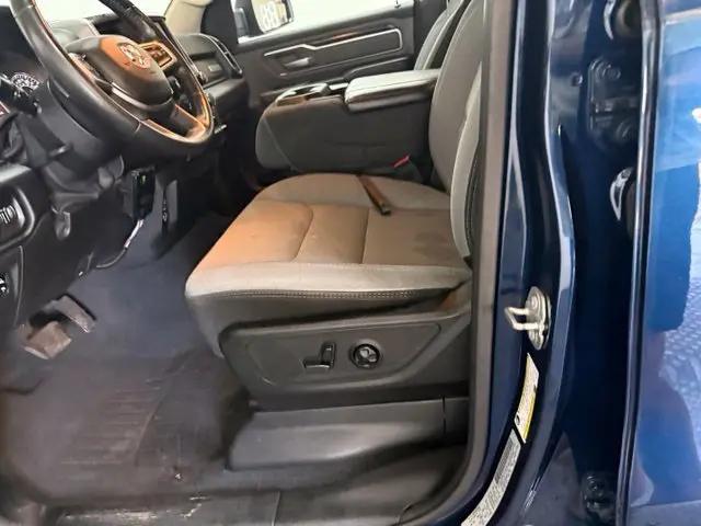 2019 Ram 1500 Big Horn/Lone Star Crew Cab 4x4 57 Box