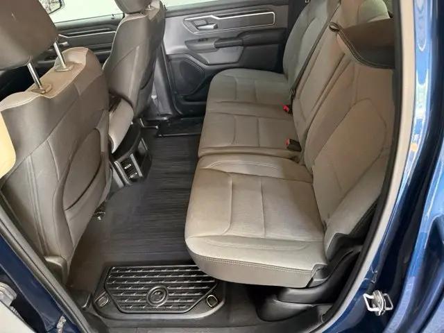2019 Ram 1500 Big Horn/Lone Star Crew Cab 4x4 57 Box