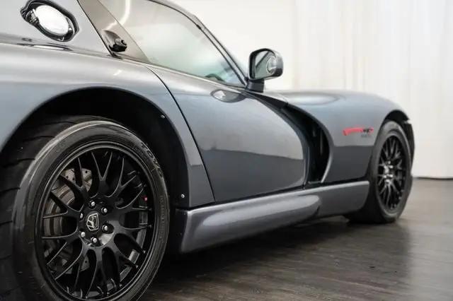 2000 Dodge Viper GTS