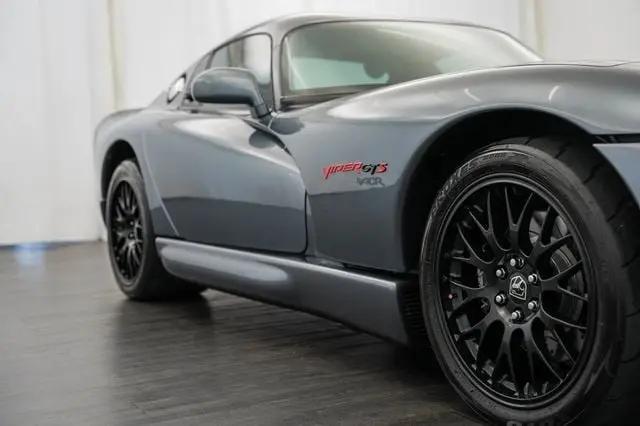 2000 Dodge Viper GTS