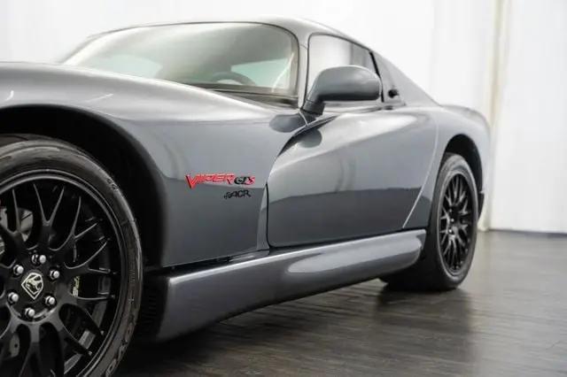 2000 Dodge Viper GTS