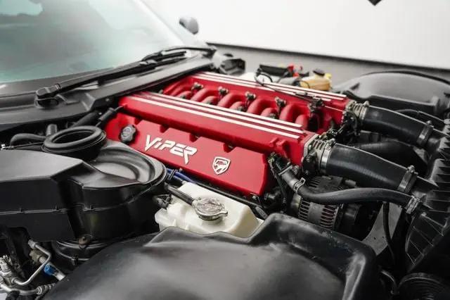2000 Dodge Viper GTS