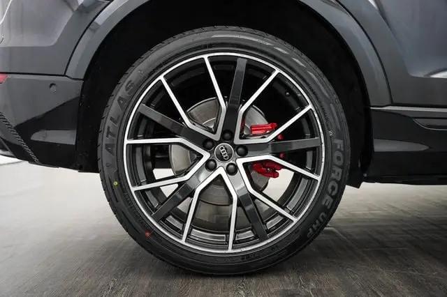 2021 Audi Q8 Premium Plus 55 TFSI quattro Tiptronic