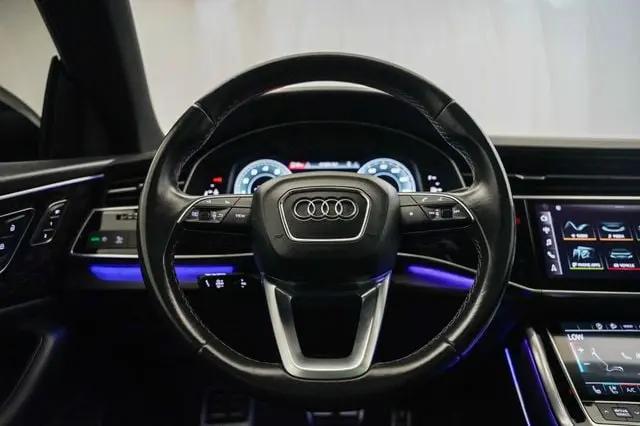 2021 Audi Q8 Premium Plus 55 TFSI quattro Tiptronic