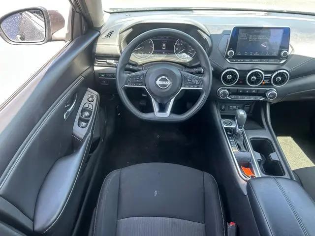 2024 Nissan Sentra SV Xtronic CVT