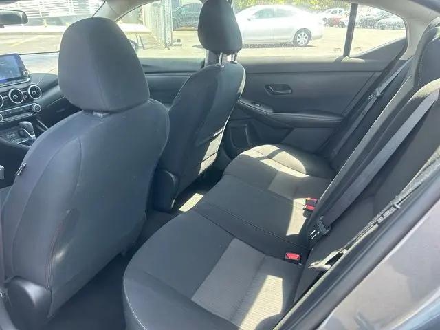 2024 Nissan Sentra SV Xtronic CVT