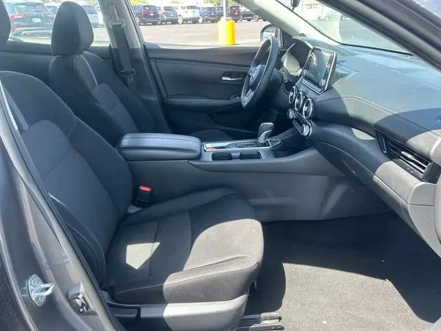 2024 Nissan Sentra SV Xtronic CVT