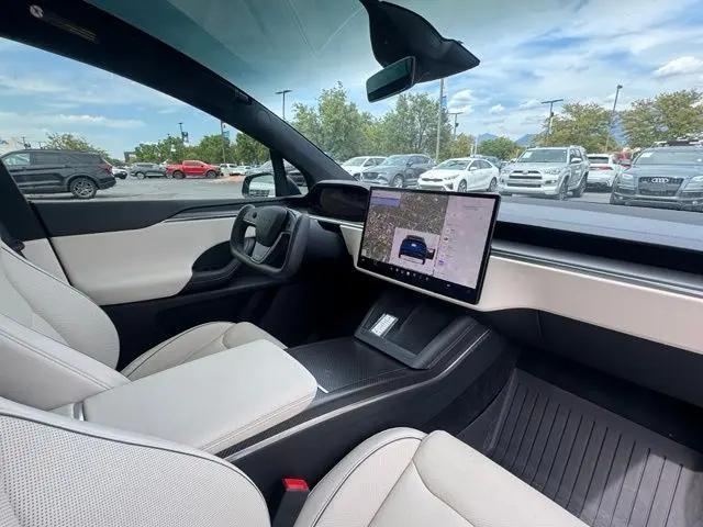 2023 Tesla Model X Plaid Tri Motor All-Wheel Drive