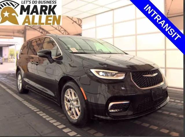 2023 Chrysler Pacifica Touring L for sale in Glenpool, OK