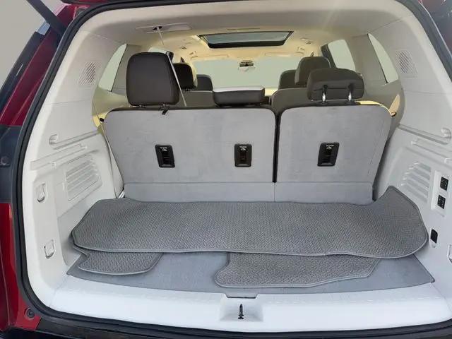 2025 GMC Acadia FWD Denali